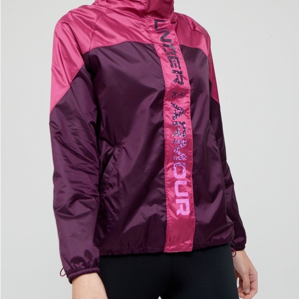 Under Armour Rush Woven Shine Jacket size Small